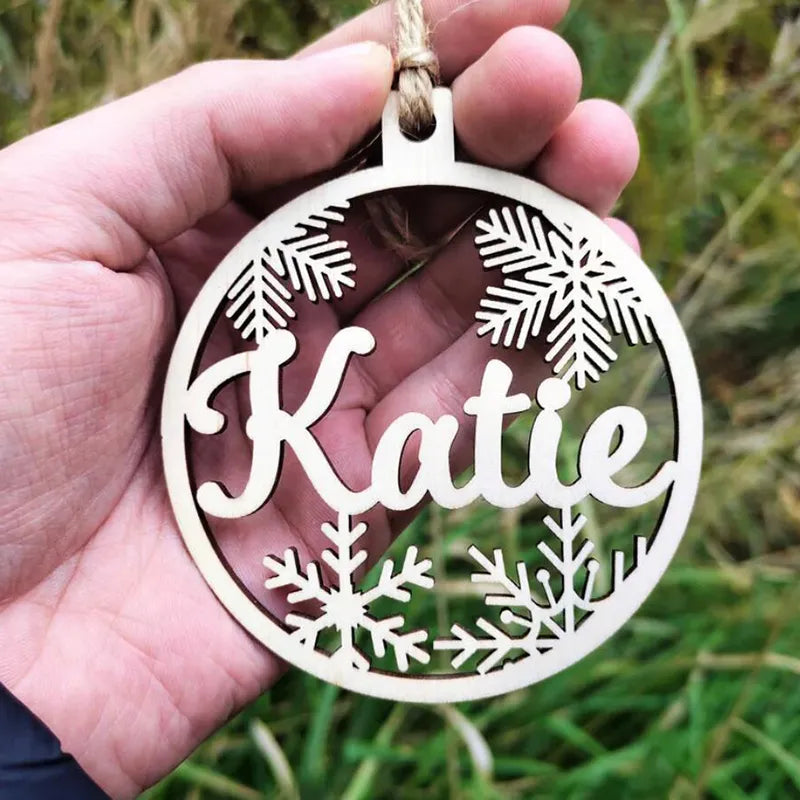 Personalized Different Names Christmas Snowflake Ball Custom Christmas Wooden Bauble With Name Xmas Gift Decorations for Home