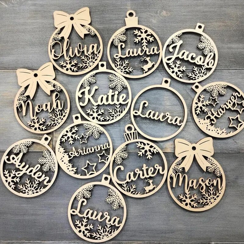 Personalized Different Names Christmas Snowflake Ball Custom Christmas Wooden Bauble With Name Xmas Gift Decorations for Home