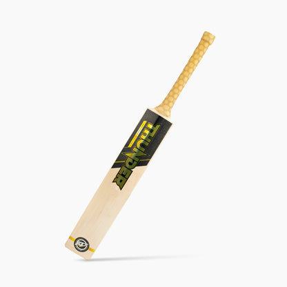 Bolt Cricket Thunder-1